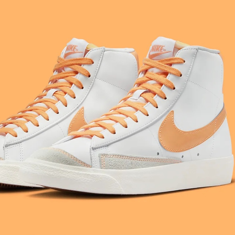 Nike Blazer Mid 77 Peach